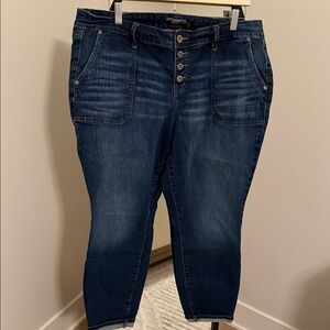 listing-status-banner